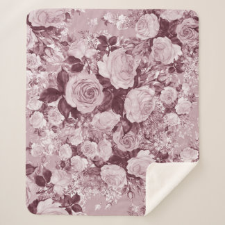 Tee-Rose: Aquarell Bouquet Muster. Sherpadecke