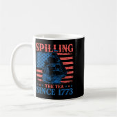 Tee verschütten seit 1773 Geschichtslehrer 4. Kaffeetasse (Links)