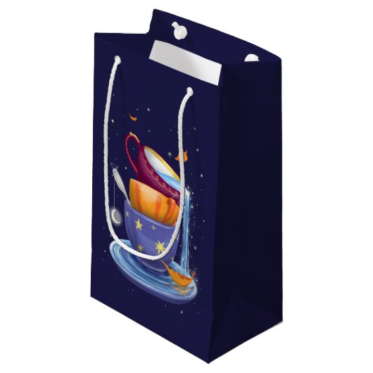 Teebecher fallen Whimsical Small Gift Bag Kleine Geschenktüte (Vorderseite Schrägansicht)