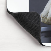 Teebeutel hängt in einer Tasse Mousepad (Ecke)