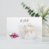 Teekanne mit rosa Rosen Hochzeitskarte für RSVP Karte (Stehend Vorderseite)