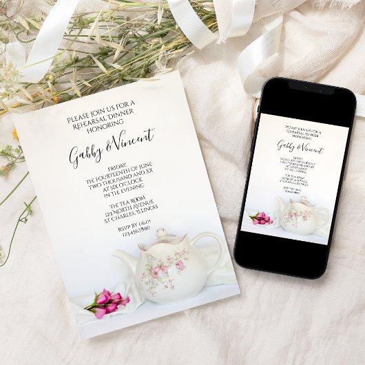 Teekanne mit rosa Rosen Tee Party Probe Abendessen Einladung