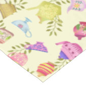 Teeköpfe und Junge gelb Tischdecke (Schrägansicht)