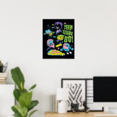 Teen Titans Go! | Pizza Graphic der frühen 90er Ja Poster (Heimbüro)