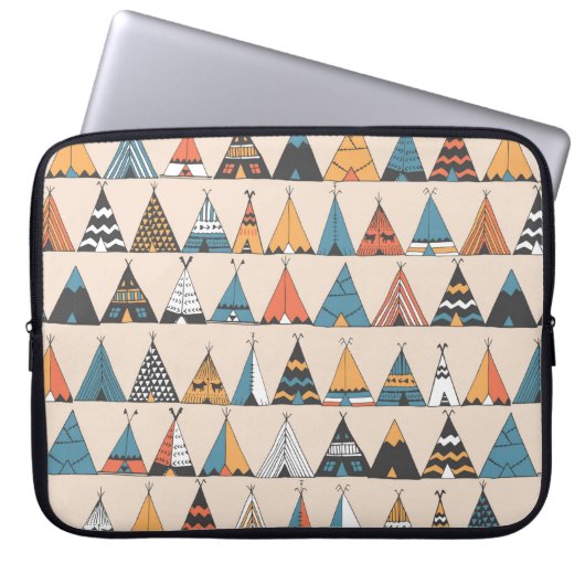 Teepee Muster. Wigwam-Sommerzelt Laptopschutzhülle (Vorderseite)