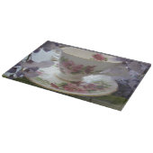 Teetasse und Wisterie Schneidebrett (Ecke)