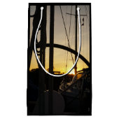 Tegenlicht bij 2 zeilboten in de haven. kleine geschenktüte (Vorderseite)