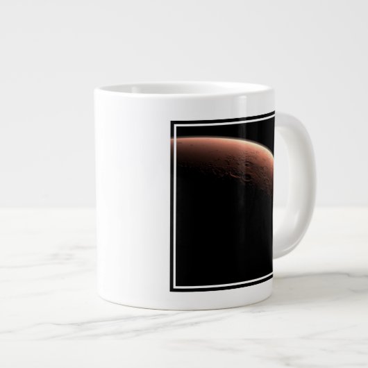 Teil der Mars an der Grenze von Licht und Dunkel. Jumbo-Tasse (Vorderseite Rechts)