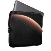 Teil der Mars an der Grenze von Licht und Dunkel. Laptopschutzhülle (Vorne Rechts)