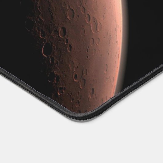 Teil der Mars an der Grenze von Licht und Dunkel. Schreibtischunterlage (Ecke)