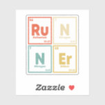 Teilnehmer Periodic Table Marathon Runners Science Aufkleber<br><div class="desc">Ein humorvolles Design eines Periodischen Tisches,  der "Runner" für Individuen sagt,  die Leidenschaft für Laufen und Chemie haben. Ob sie Joggen in der Natur genießen oder in Marathons oder Triathlons konkurrieren,  dieses Design ist für diejenigen,  die beide verfolgen Liebe.</div>