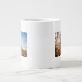 Teils geerntetes Mais-Feld Jumbo-Tasse (Vorderseite)