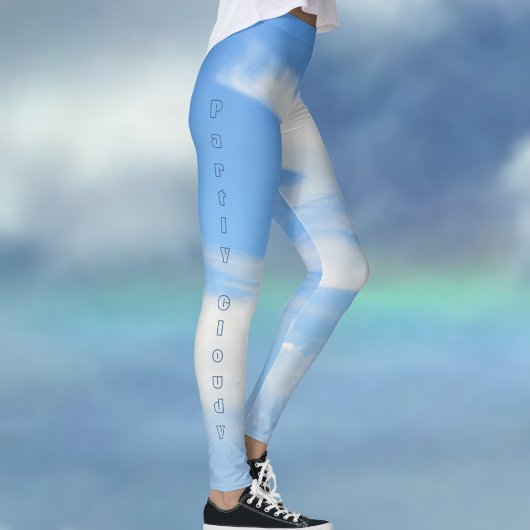 Teilweise wolkig Blue Sky Chic Blue und White Leggings