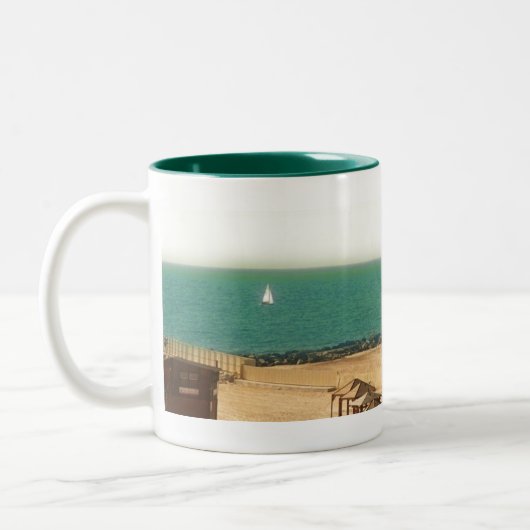 Tel Aviv Strand Zweifarbige Tasse (Links)