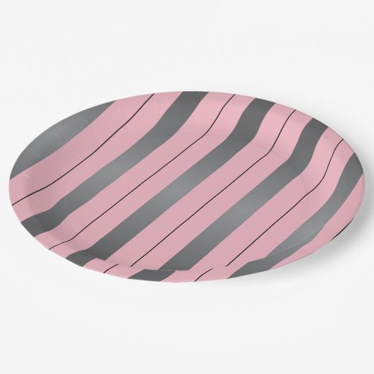 Teller aus hübschem, grauem und rosa gestrichenem  (Schrägansicht)