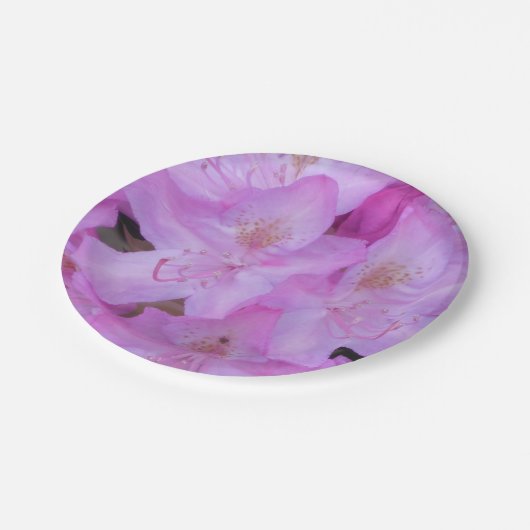 Teller aus rosa Blumenpapier (Schrägansicht)