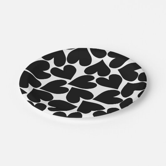 Teller aus schwarzem Herzen (Schrägansicht)