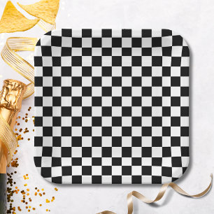 Teller aus schwarzem Karton