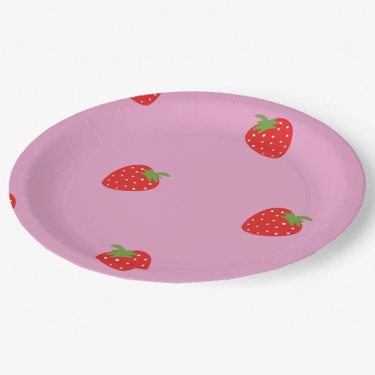 Teller aus süßem Rot-Juicy-Erdbeeren (Schrägansicht)