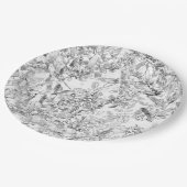 Teller aus Vintagem Schwarzweiß und weißem Blumenp (Schrägansicht)