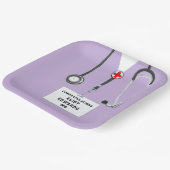 Teller der Medical School Graduation Party (Gewinkelt)