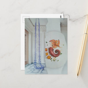 Teller mit Meeresfrüchten in einem Raum Surrealer Postkarte