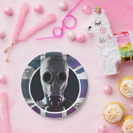 Teller von Gasmasken (Party)