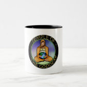 Tempel der Göttin-Tasse Zweifarbige Tasse (Mittel)