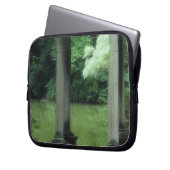 Tempel der Liebe an den alten Westbury Gärten Laptopschutzhülle (Vorderseite Links)