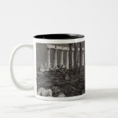 Tempel von Minerva Sunium, graviert von J. Saddler Zweifarbige Tasse (Links)