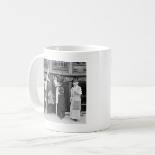 Temperamentvoller Suffragettes, 1914 Kaffeetasse (Vorderseite Links)