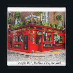 Temple Bar, Dublin City, Irland Magnet<br><div class="desc">Irland Magnet mit Blick auf das öffentliche Haus Temple Bar und Kopfsteinpflaster Straße in Dublin Stadtzentrum. Das Temple Bar District war Teil des Location Set für den Film Far and Away,  mit Tom Cruise.</div>