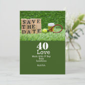 Tennis 40. Geburtstag Tennisball und Party Einladung (Stehend Vorderseite)