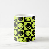 Tennis Ball Checkered Seamless Pattern Kaffeetasse (Mittel)