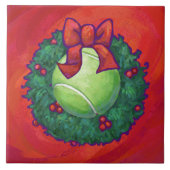 Tennis Ball in Wreath auf Rot Fliese (Vorderseite)