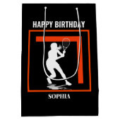 Tennis Birthday, Tennis Girl Player Mittlere Geschenktüte (Rückseite)