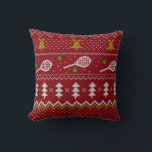 Tennis Christmas Sweater Gezwirntes Muster Red Xma Kissen<br><div class="desc">Warme und gemütliche Wintertage und Nächte Illustration Design,  mit klassisch gewirktem,  lustig hässlichem Weihnachtspulli mit Tennisschlägern und grünen Tennisbällen,  Steinglocken,  Tannenbäumen und Schneeflocken. Minimalistisches Xmas Sweater Muster festliche Design in hellblau und weiß für Tennisspieler. Tennis Weihnachtsmusterpulli Tennis Xmas Design. Skandi Tennis Weihnachtsgeschenke Weihnachten. Nordisches Tennis-Weihnachtsmuster. Tennis Weihnachtsgeschenke</div>