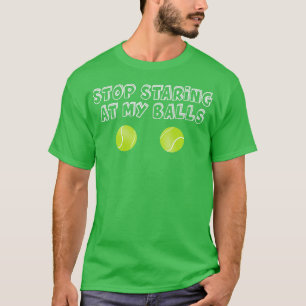 Tennis-Gag-Geschenke halten an meinen Ballen fest T-Shirt