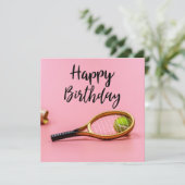 Tennis Geburtstag mit Ball und Racket auf Rosa Karte (Stehend Vorderseite)
