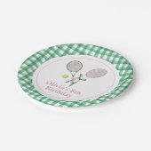 Tennis karierte Geburtstagseinladung Pappteller (Schrägansicht)