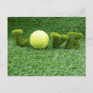 Tennis mit Liebe auf grünem Gras Postkarte