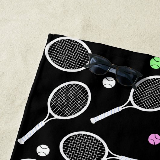 Tennis Racket Pattern Schwarzer Hintergrund Strandtuch (Beispiel)