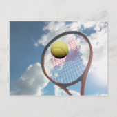 Tennis Racket und Ball in der Air Postcard Postkarte (Vorderseite)