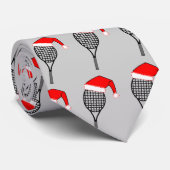 Tennis Racket Weihnachtsmannmütze Krawatte (Gerollt)