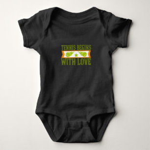 Tennis - Tennis beginnt mit Liebe Baby Strampler