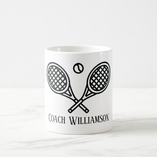 Tennis Theme Coach Mit Monogramm Name Kaffeetasse (Mittel)