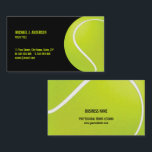 Tennis-Trainer-Visitenkarte Visitenkarte<br><div class="desc">Kundengerechte Visitenkarteschablone mit dem Sportthema für Tennistrainer oder -spieler,  einen grünen Tennisball auf Schwarzem kennzeichnend.
 Personifizieren Sie es mit Ihrem Info auf beiden Seiten oder fertigen Sie es weiter besonders an,  wenn Sie den Plan,  die Text- und Hintergrundfarben oder das in Scheckkartengröße justieren müssen.</div>