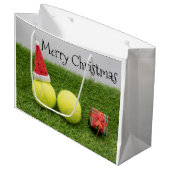 Tennis Weihnachten mit Tennisball und Weihnachtsma Große Geschenktüte (Vorderseite Schrägansicht)