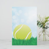 Tennisball auf Gras Briefpapier (Stehend Vorderseite)