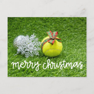 Tennisball auf Grün für Weihnachten